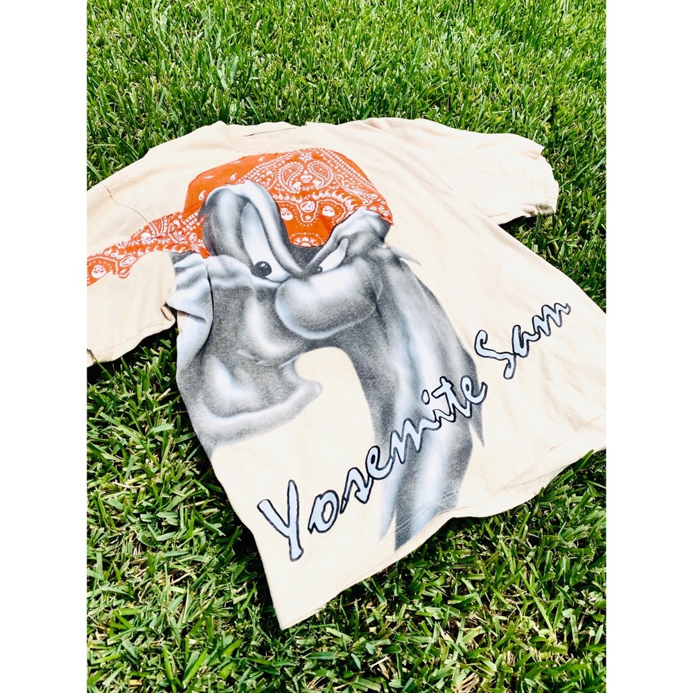 VINTAGE Yosemite Sam Tee with 3D Bandana Effect